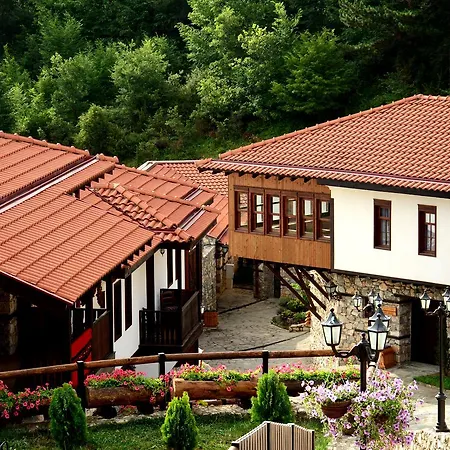 Hotel Macedonian Village & 3*