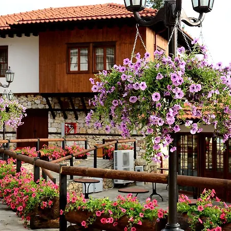 Hotel Macedonian Village & Skopje