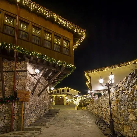 Hotel Macedonian Village & 3*