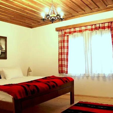 Hotel Macedonian Village & Skopje